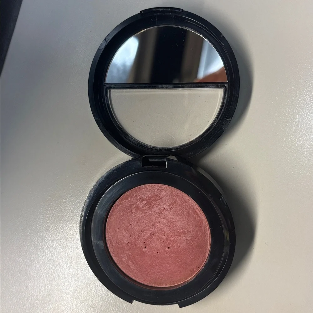 Laura Geller Soft Matte Baked Blush Romantic Rose